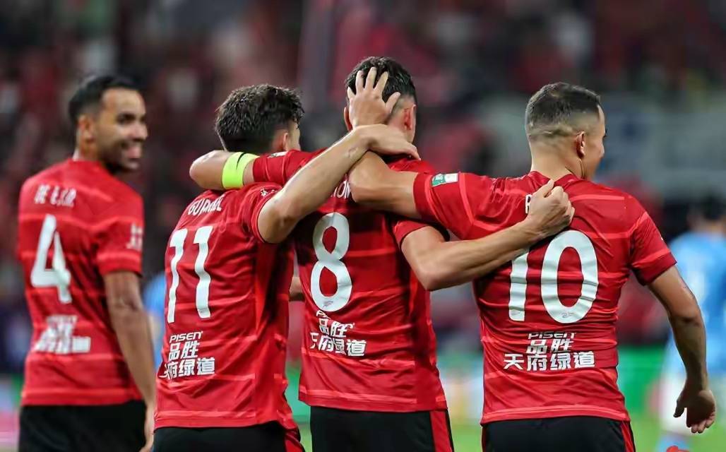 亚伯拉罕完美适应ac米兰战术体系